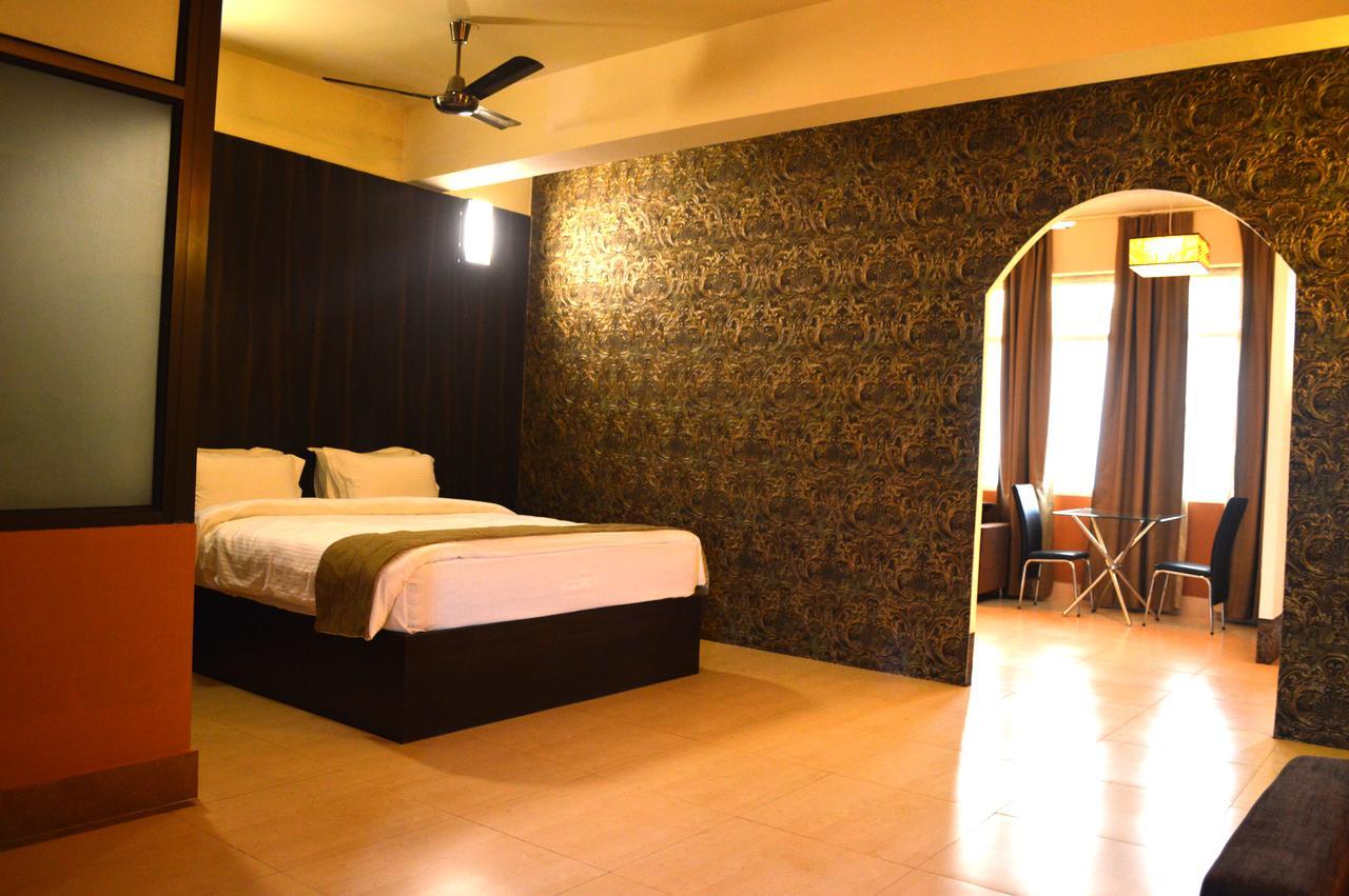 Hotel Grand Tizu Dimāpur Kültér fotó