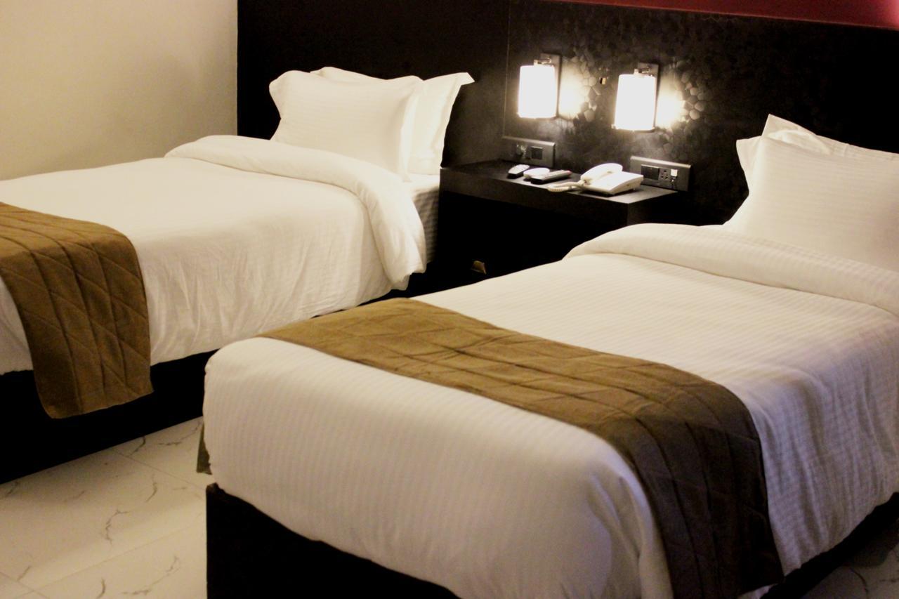 Hotel Grand Tizu Dimāpur Kültér fotó