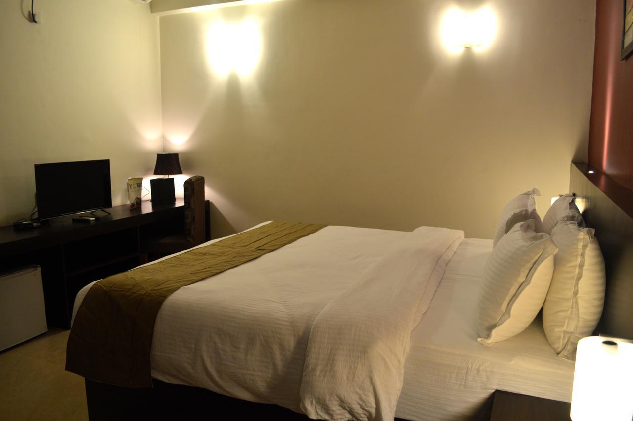 Hotel Grand Tizu Dimāpur Kültér fotó