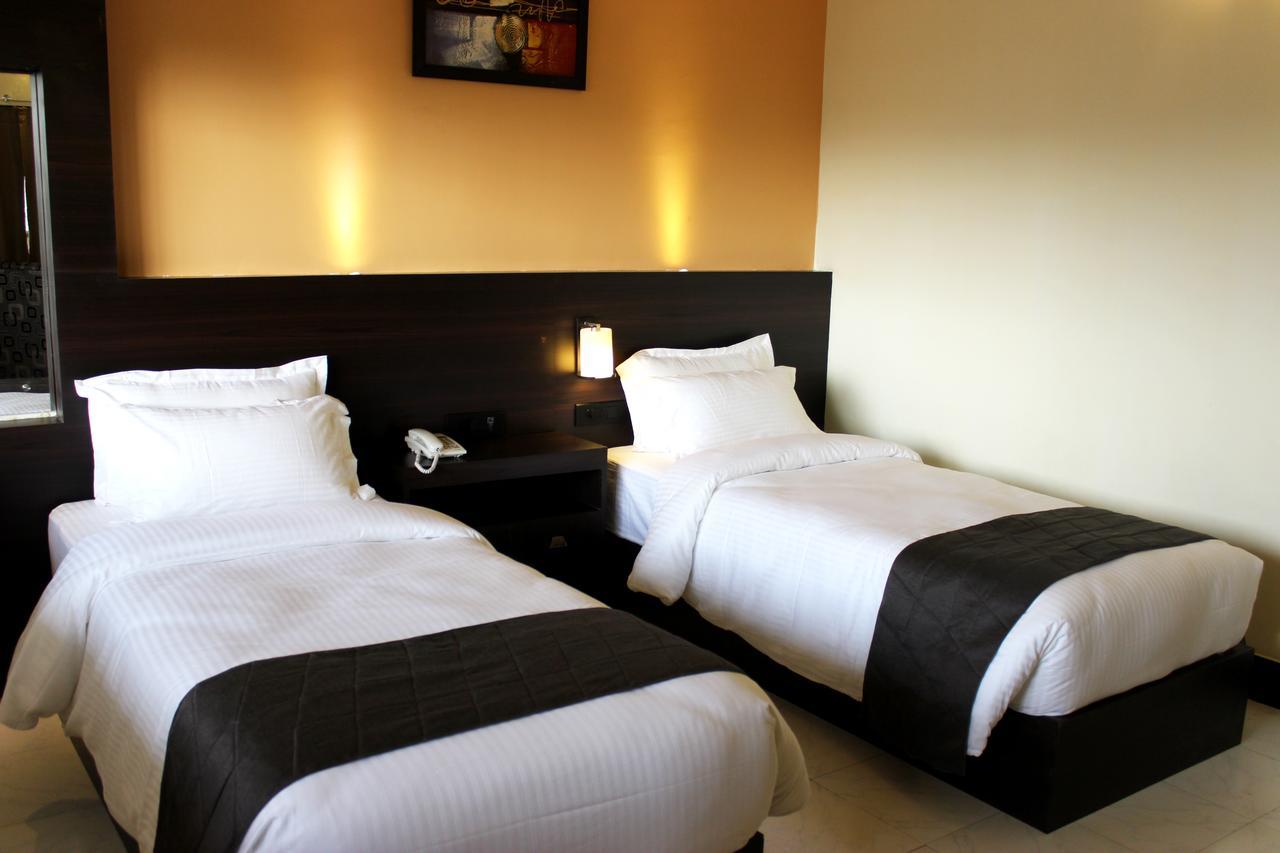 Hotel Grand Tizu Dimāpur Kültér fotó
